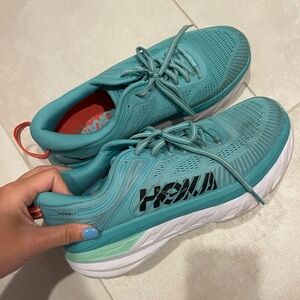Hokas Bondi 7 Size 8.5